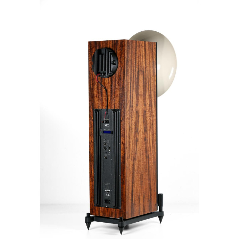 Avantgarde acoustic UNO XD aktyvios garso kolonėlės