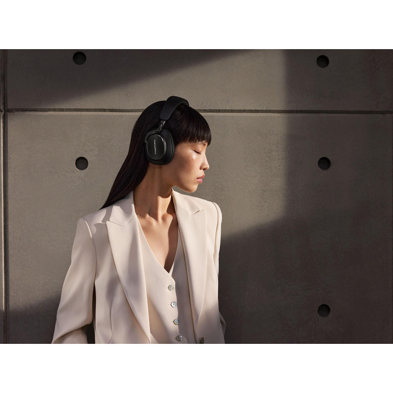 Bowers & Wilkins Px8 S2 Onyx Black belaidės Bluetooth ausinės, hibridinis triukšmo slopinimas