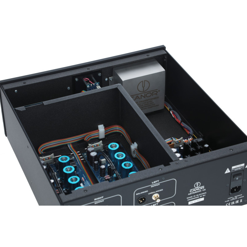 Canor Asterion V2 pradinis patefono lempinis stiprintuvas MM/MC su RCA/XLR