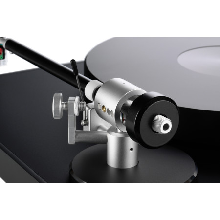 Clearaudio patefonas Concept, Satisfy Kardan tonearmas ir Concept V2 MM galvutė