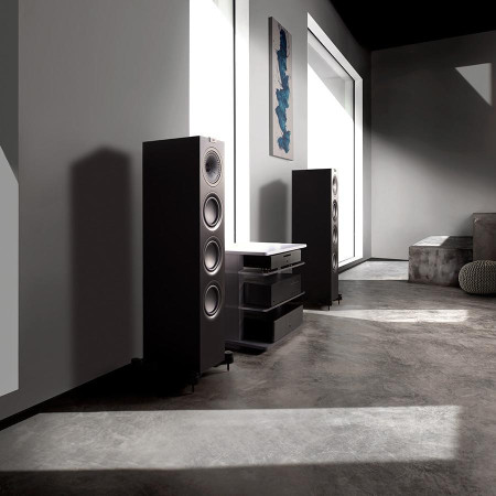 KEF Q750 grindinės kolonėlės DEMO . Kaina už 2 vnt #Nemokamas pristatymas