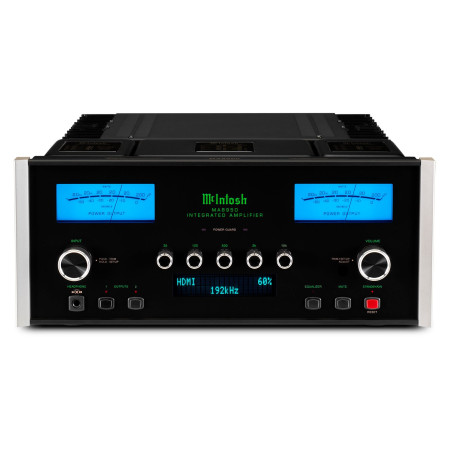 McIntosh MA8950 stereo integruotas stiprintuvas su DAC, balansinė XLR išvestis. Galingumas 2x200W