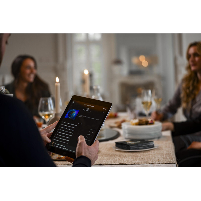 NAIM Nova PE stereo stiprintuvas su tinkliniu grotuvu, galingumas 2 x 150W