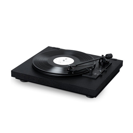 Pro Ject A1 automatinis vinilinių plokštelių grotuvas.