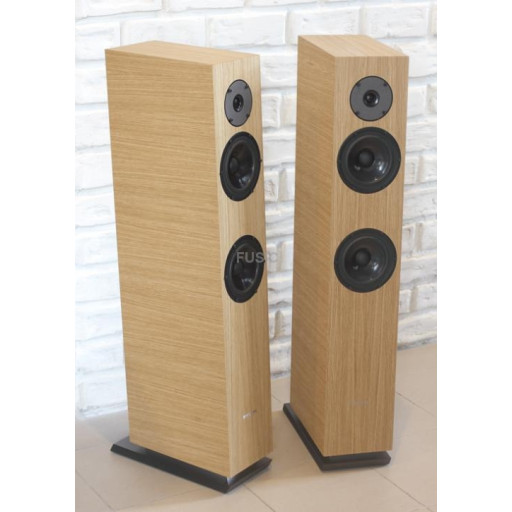 Pylon Audio Diamond 28 grindinės garso kolonėlės