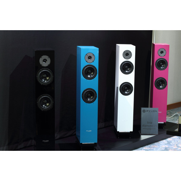 Pylon Audio Diamond 25  grindinės garso kolonėlės