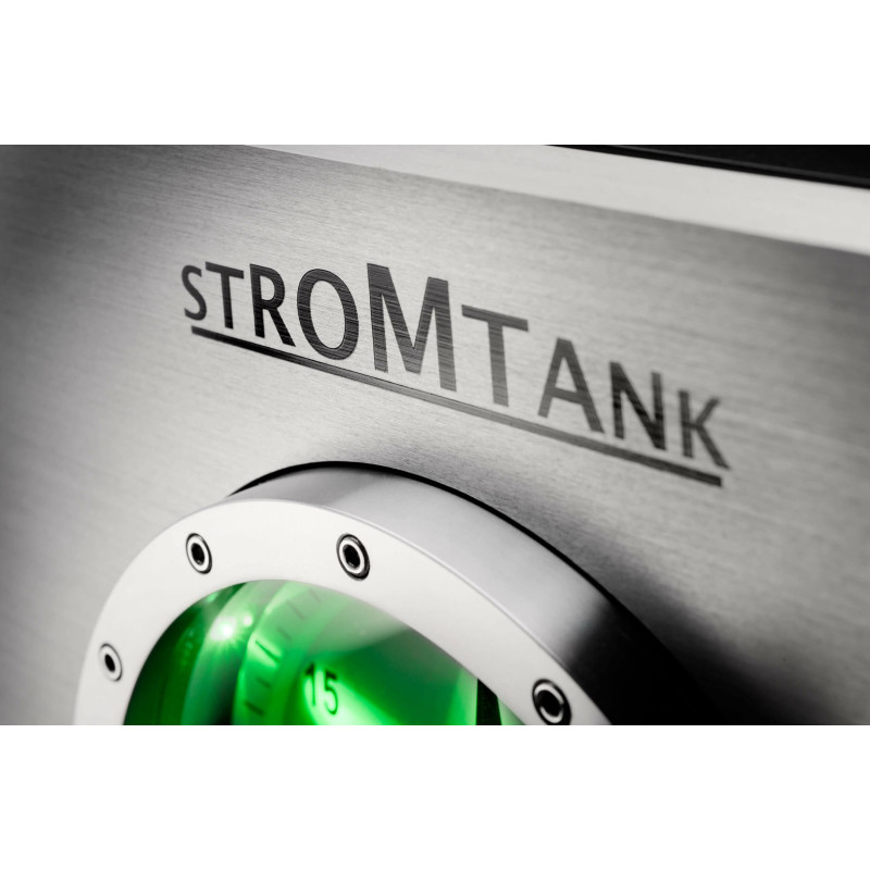 STROMTANK S 2500 Quantum maitinimo filtras 230v tinklo su  akumuliatoriumi.