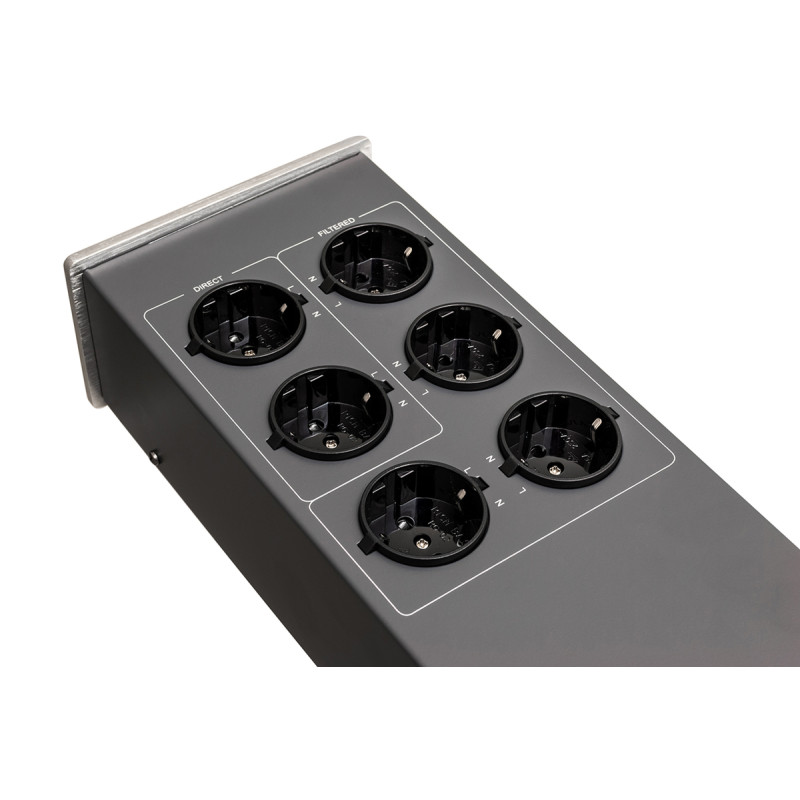 Taga Harmony PF-600 audio-video 220V tinklo triukšmų  filtras su voltmetru