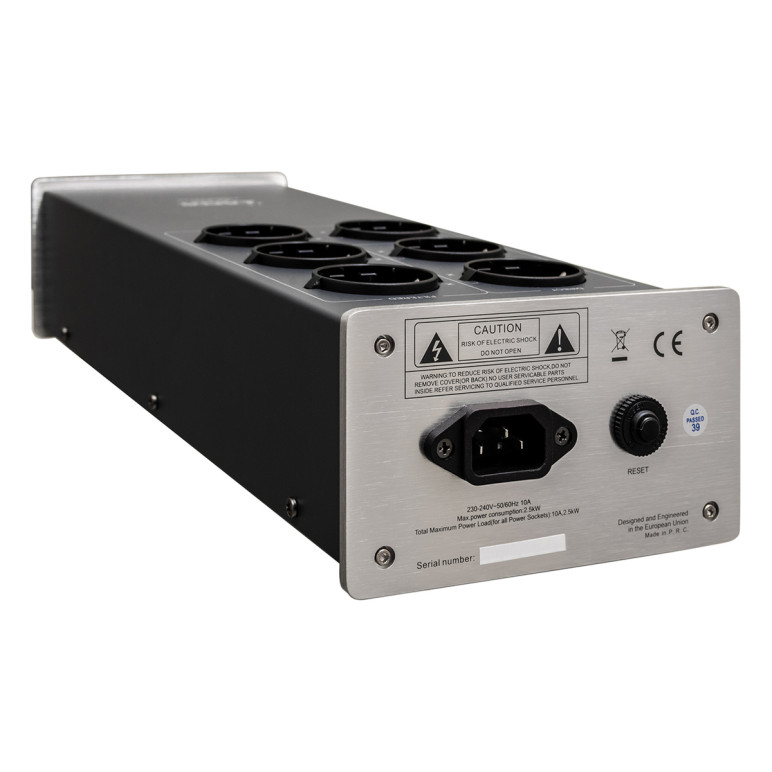 Taga Harmony PF-600 audio-video 220V tinklo triukšmų  filtras su voltmetru