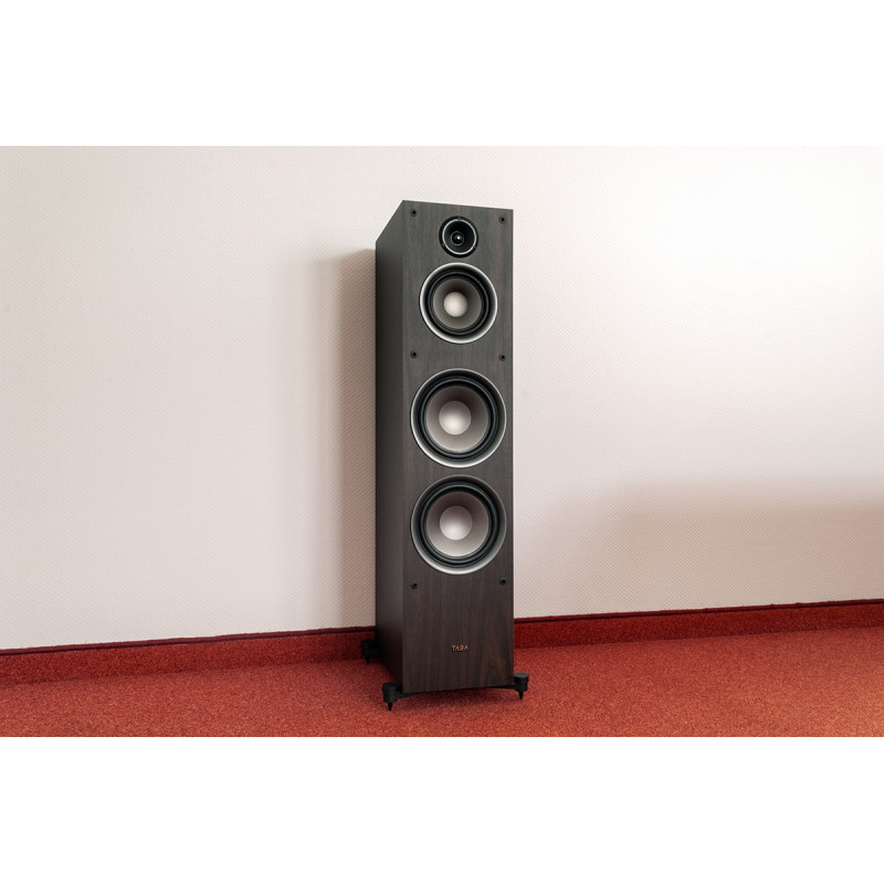 Taga Harmony TAV-807F  3-jų juostų grindinės kolonėlės, galingumas 180W , kaina už 2 vnt.