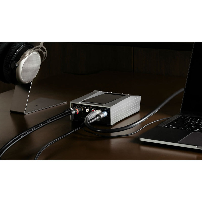 Astell & Kern Acro CA1000 nešiojamasis ausinių stiprintuvas ir DAC
