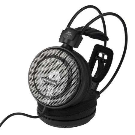 Audio Technica ATH-AD700X  Ausinės anksčiausios  kokybės garsas .