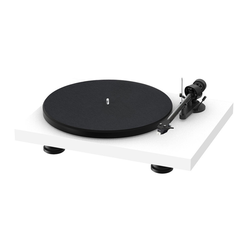 Pro-Ject debiutas Carbon EVO patefonas
